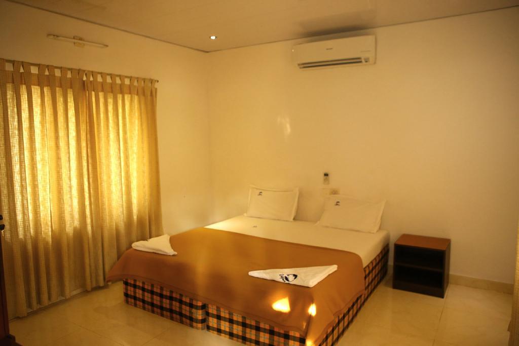 Dolphin Bay Varkala Exterior foto