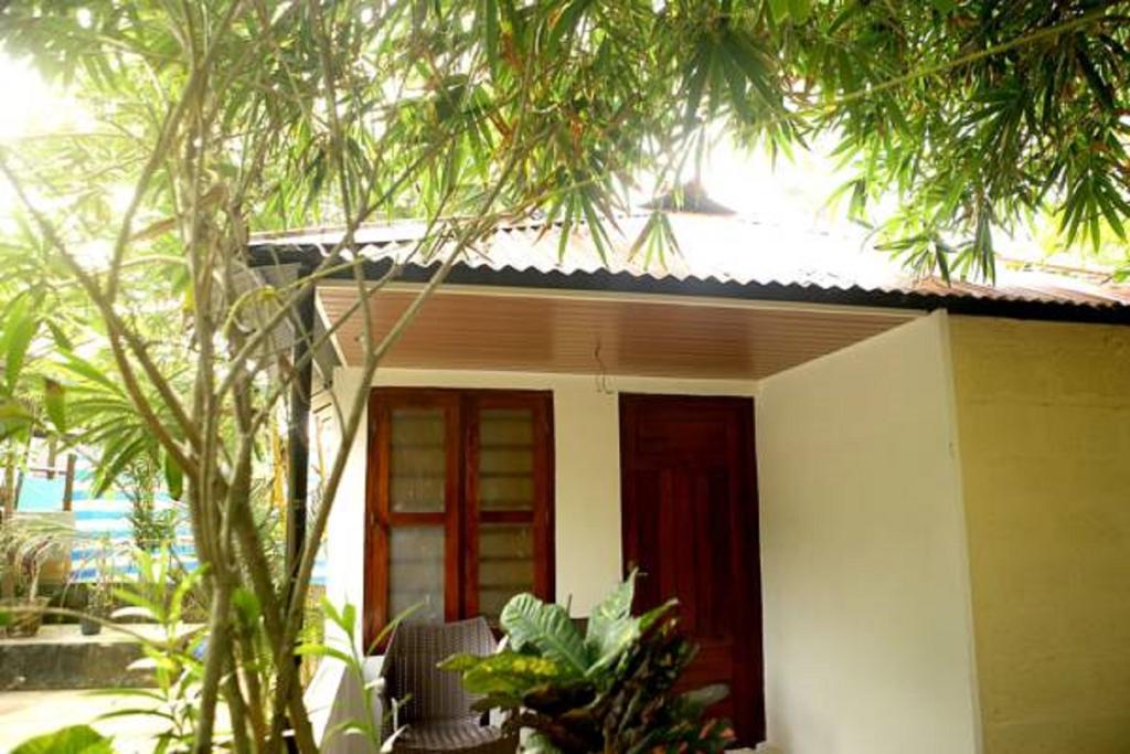 Dolphin Bay Varkala Exterior foto